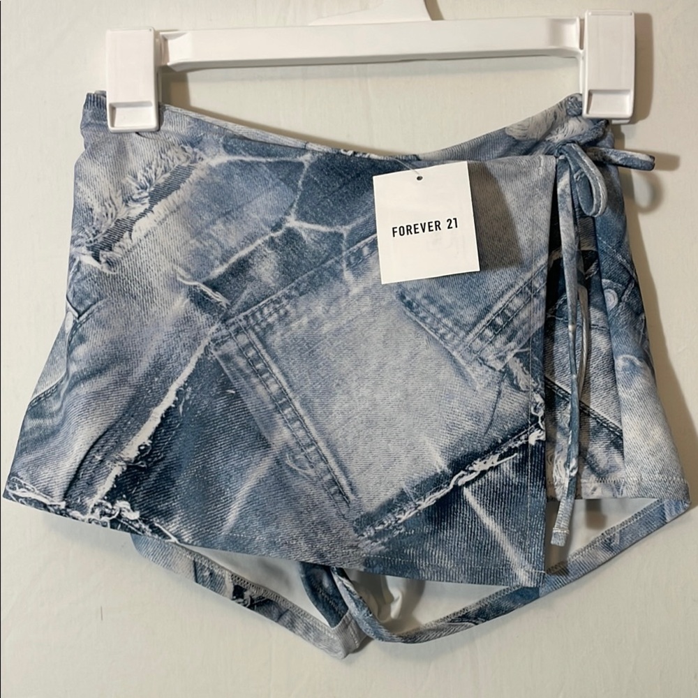Forever 21 Faux Denim Swim Skirt Bottom – NWT  size:S   (C3)✨